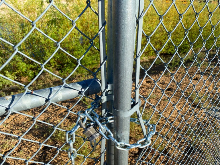 How To Make A Chain Link Fence Private In 10 Ways