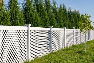 6 Best Vinyl Fence Colors To Enhance Your Curb Appeal
