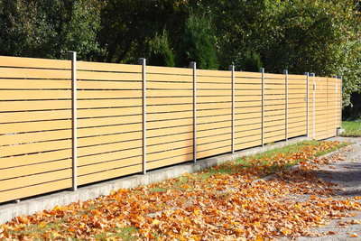 how-to-pick-the-right-wood-fence-stain-colors